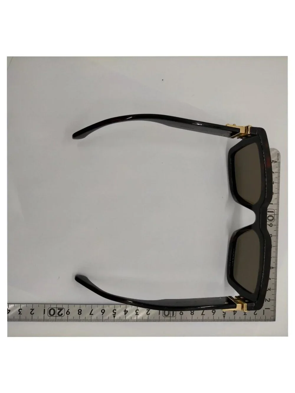 Authentic Louis Vuitton 1.1 Millionaires Tortoise Square Sunglasses Gold LV
